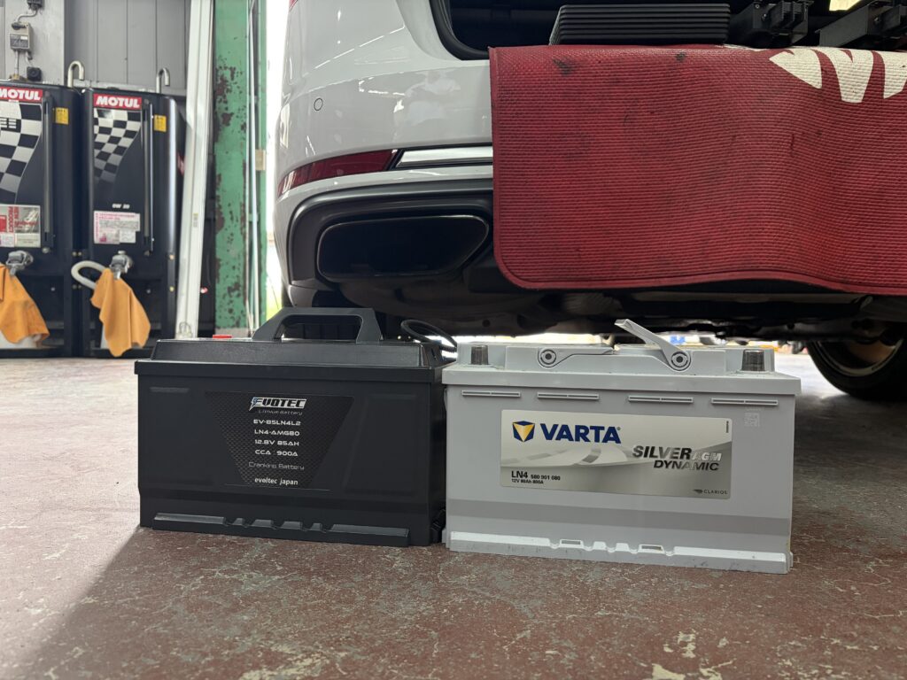 EVOTEC EV-85LN4L2と鉛バッテリー(VARTA LN4)のサイズ比較